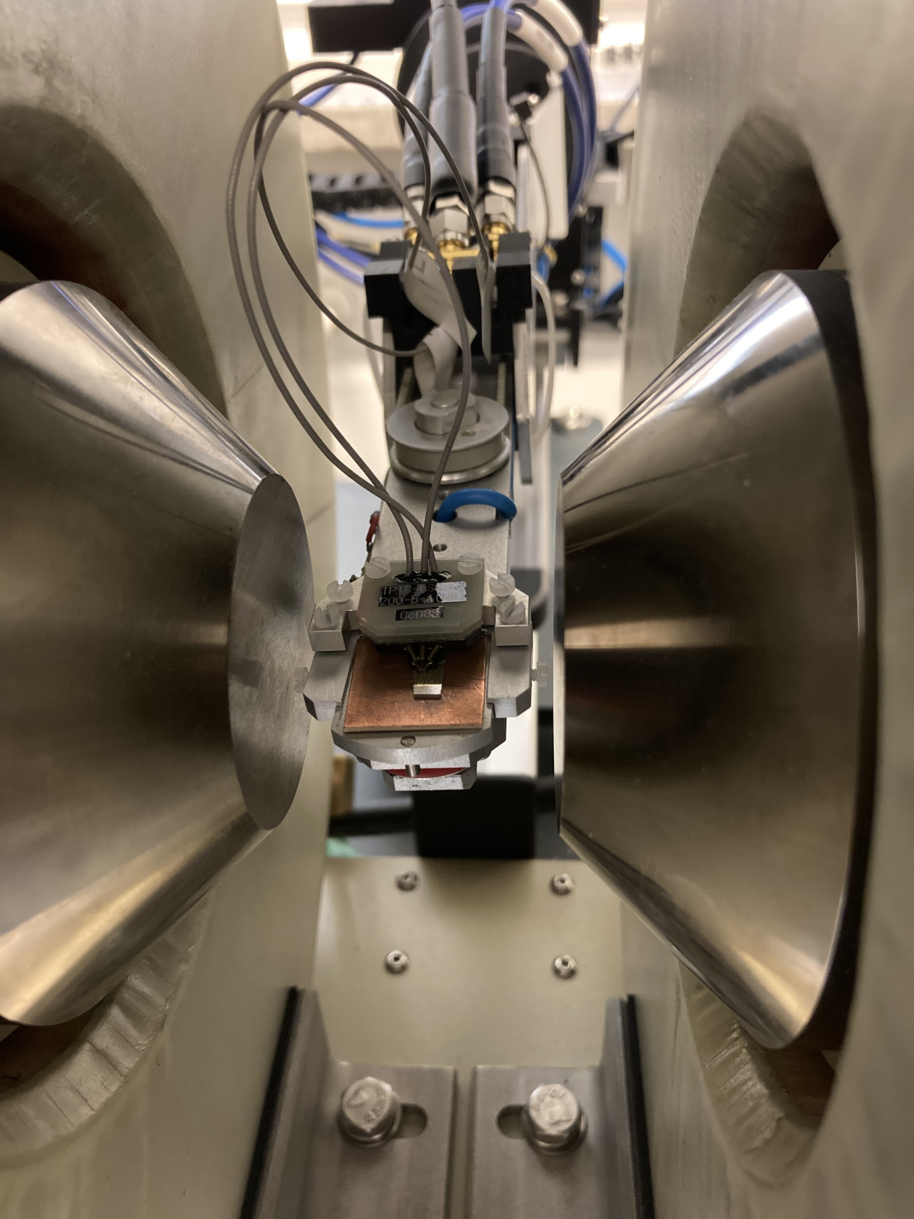 Rotating Probe Station