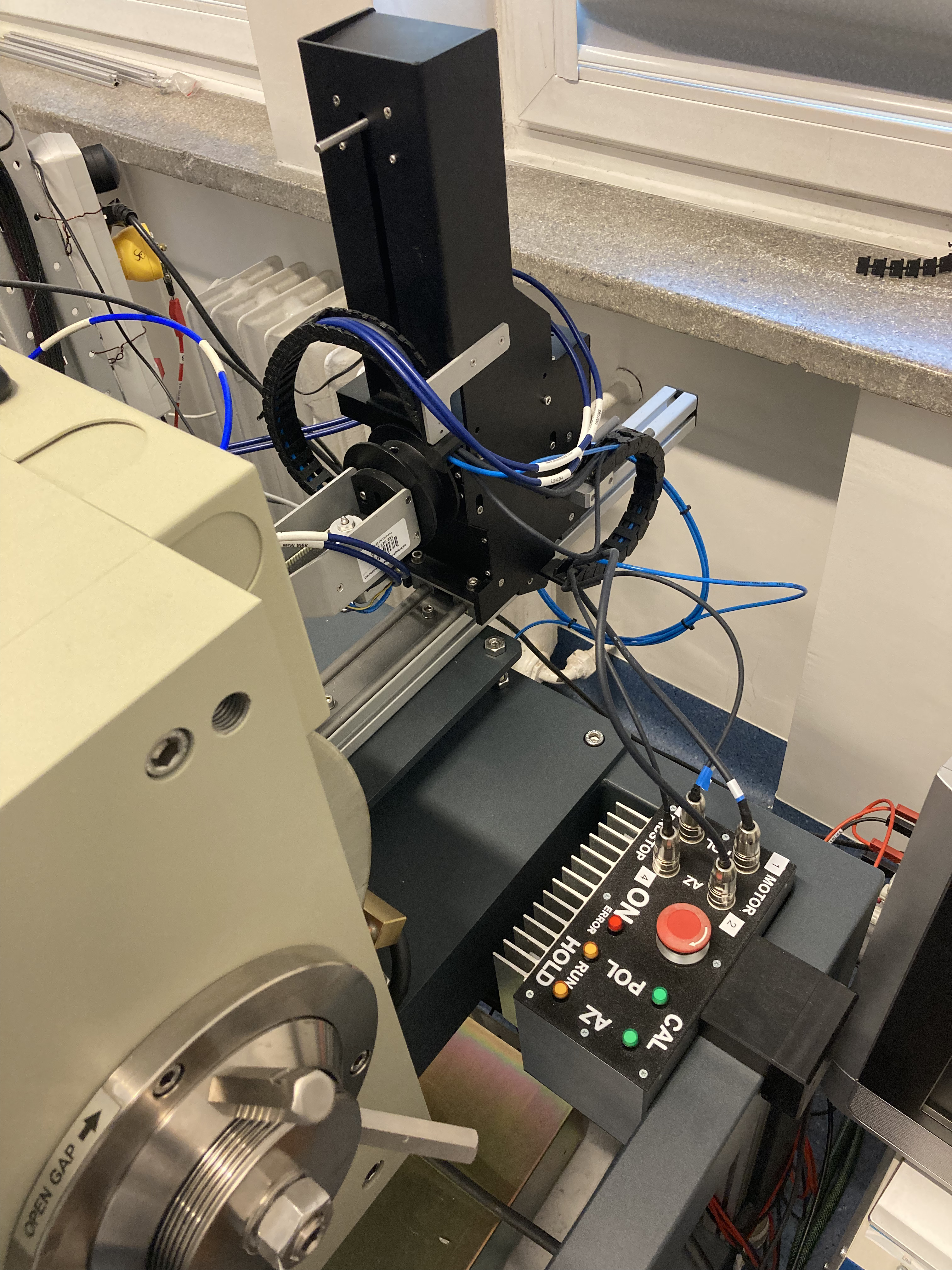 Rotating Probe Station - Probe Close-up